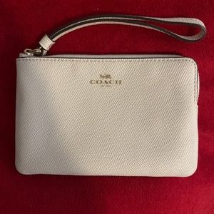 Coach wristlet sz Small